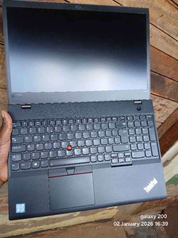 Lenovo T580 i5-8th gen-8gb ram-512SSD